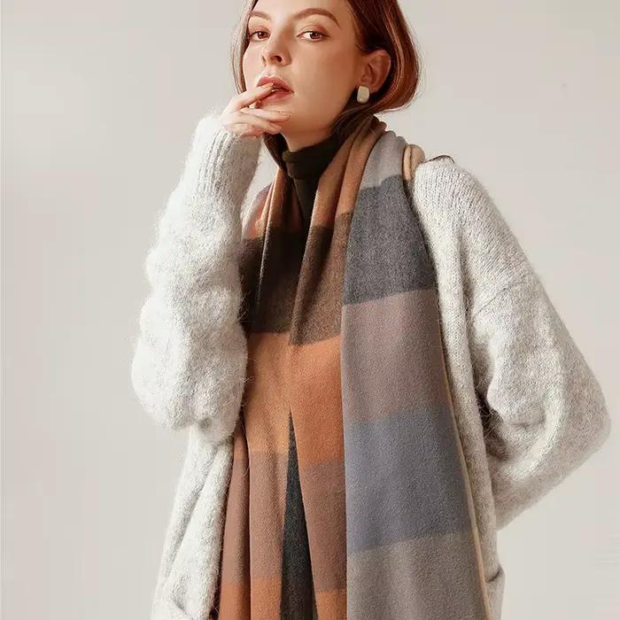 2024 Designer tricoté printemps hiver femmes écharpe plaid chaud cachemire foulards châle marque de 
