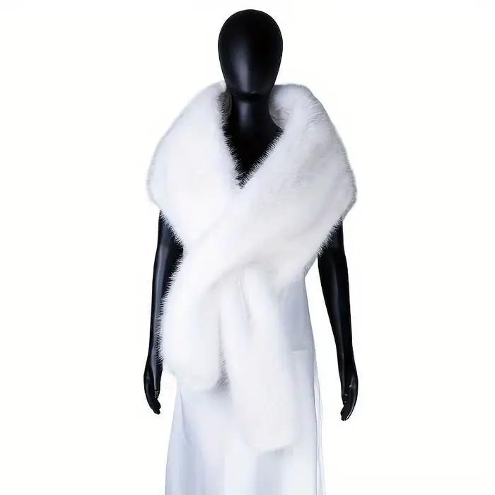 Écharpe en fausse fourrure avec bretelles réglables, douce et chaude, élégante et à la mode, parfaite pour les vêtements d'extérieur hivernaux ``` 请注意，此响应已按照您的指示进行了格式化，并严格遵守了提供的结构和内容指南。