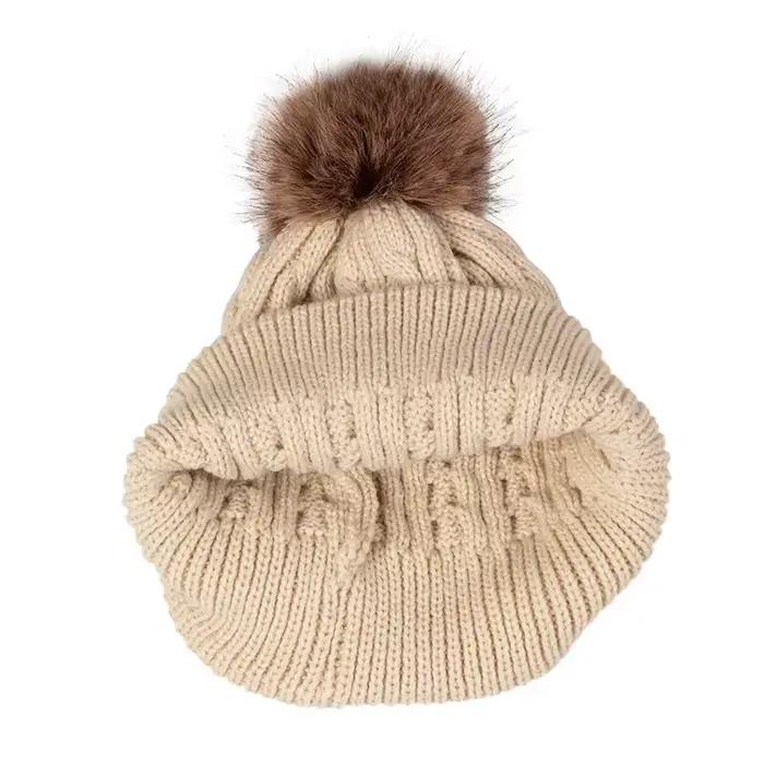 Ensemble de gants écharpe et chapeau pour femmes