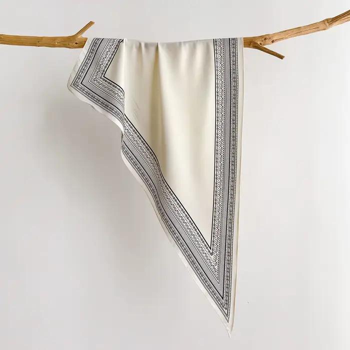 Écharpe triangulaire en sergé Stackable Wear