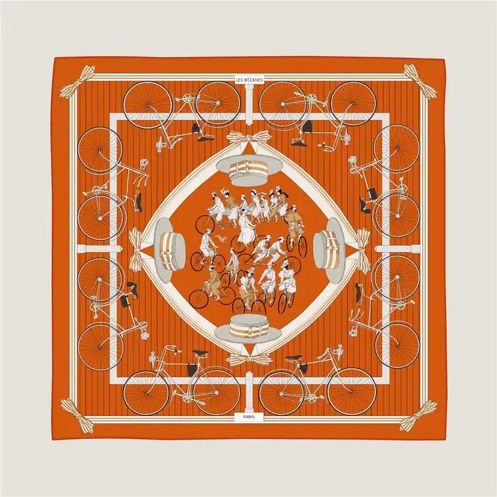 Herms – foulard roulé carré de luxe