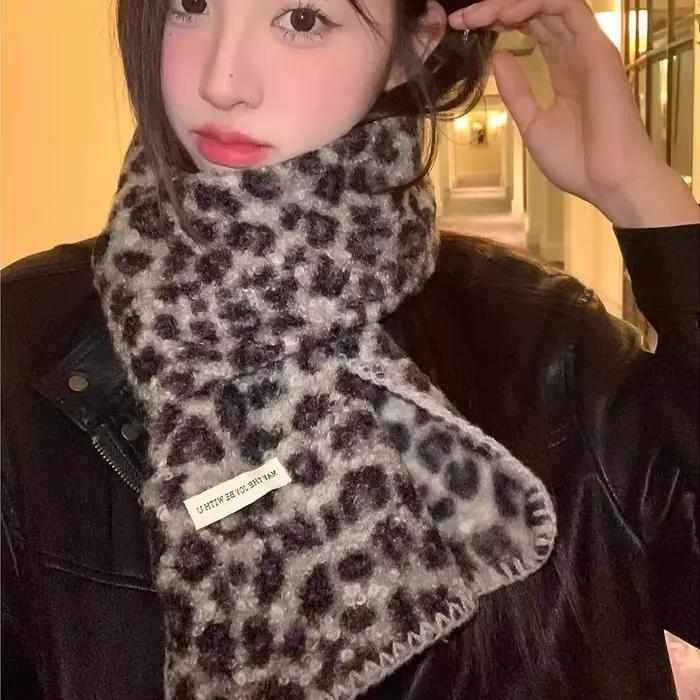 Foulards léopard pour femmes