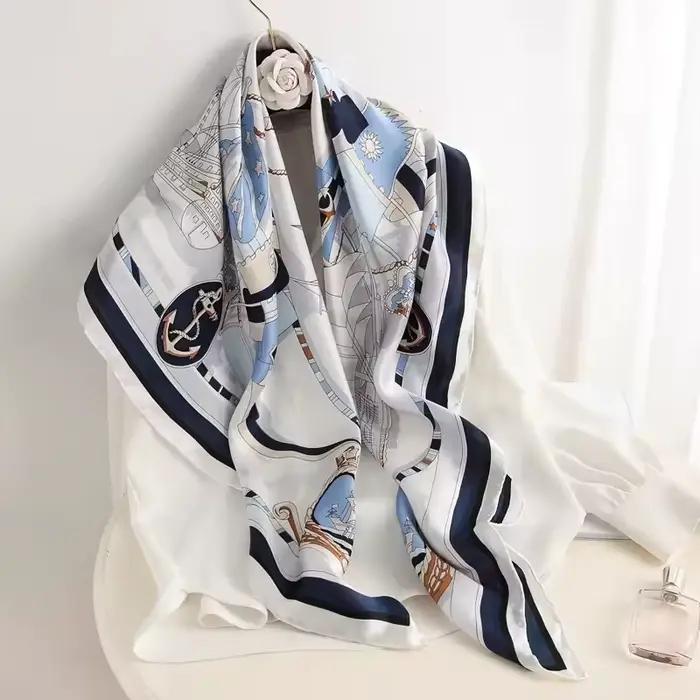 Foulard carré en soie pour femme 90x90cm