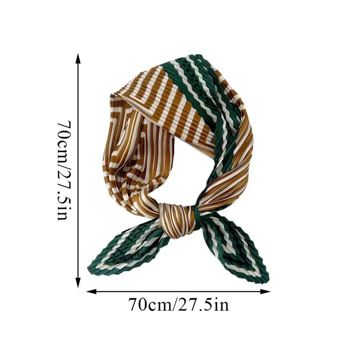 Foulard plissé à imprimé floral