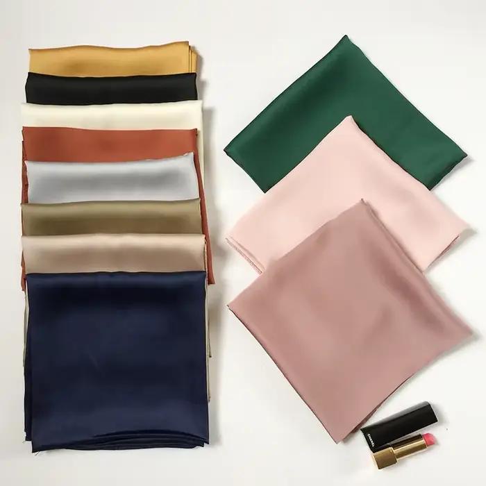 Foulard en soie 100% pour femmes style novelty taille 70x70cm pour mariage et occasions spéciales multicolore soyeux polyvalent