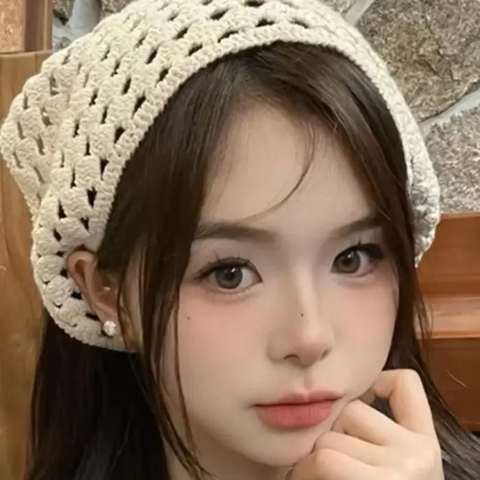 Écharpe triangulaire ajourée en crochet couleur unie pour femme et fille