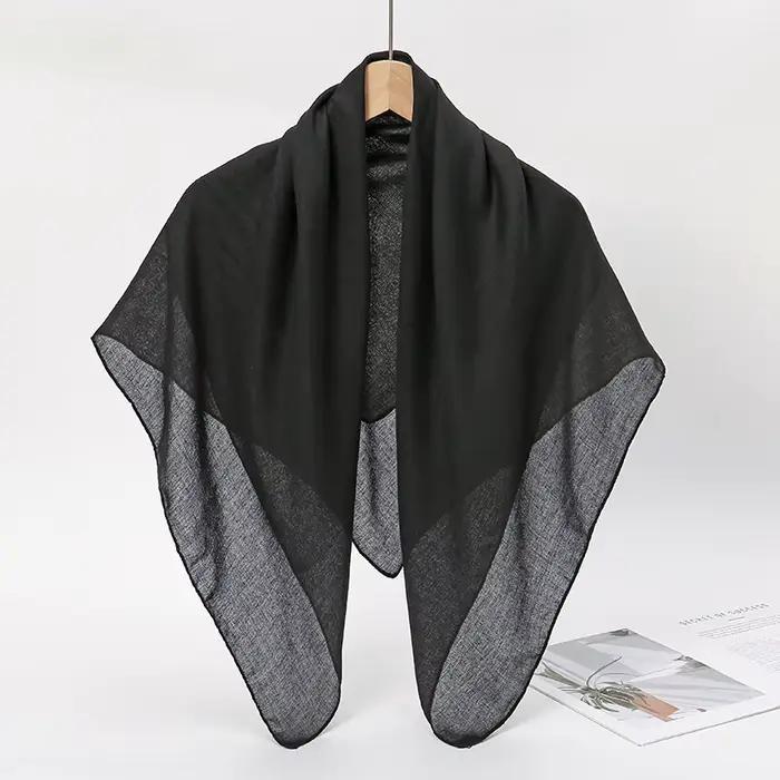 Foulards carrés de couleur unie pour femmes