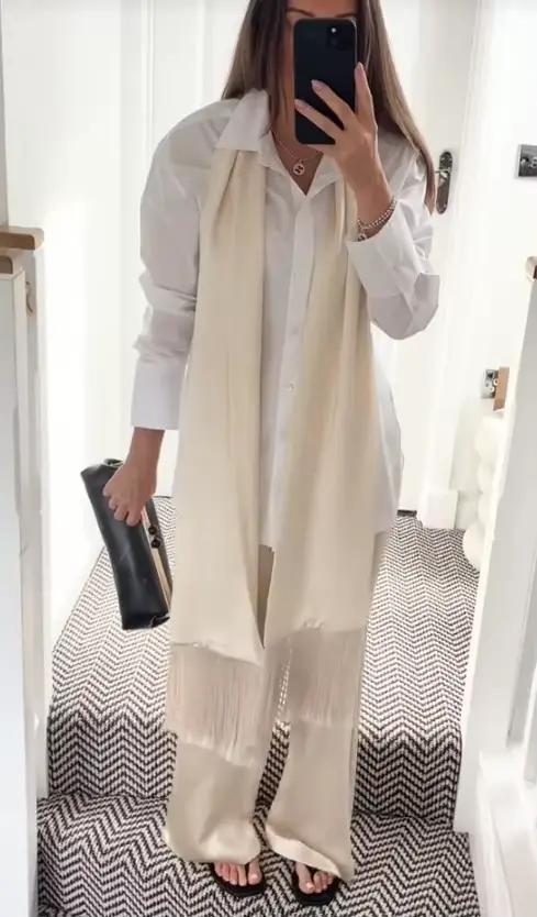 Nouvelle ceinture longue en satin à franges, bord étroit, douce et chic, avec pompons unis, élégante