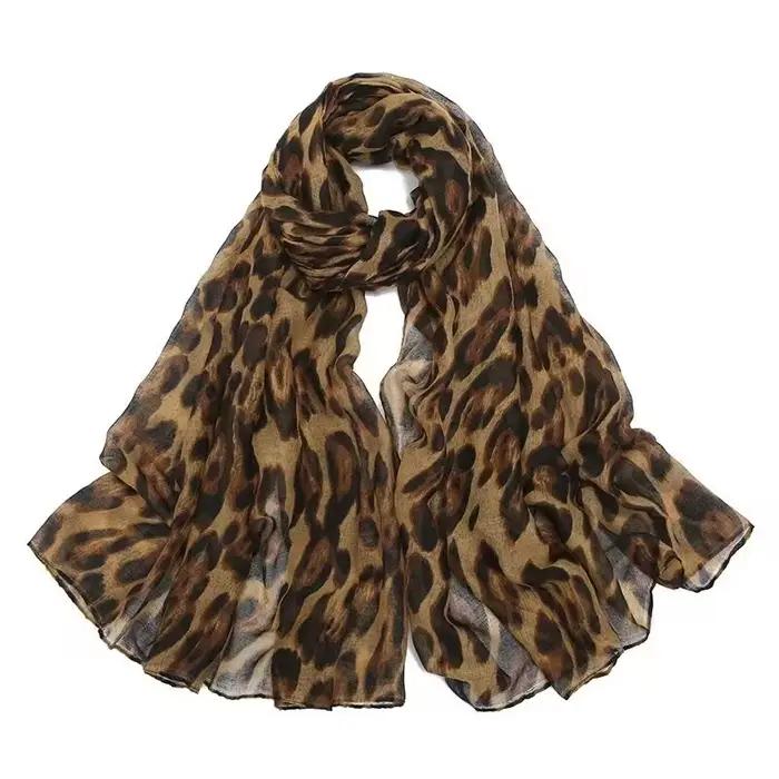 Boho 1 pièce à la mode imprimé léopard Style Batik doux léger foulard pour femme châle adapté aux dé