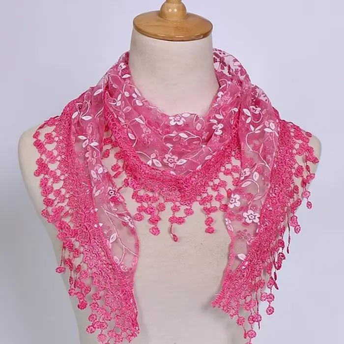 Écharpe Triangle en dentelle florale pour femme
