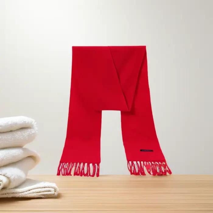 Nouvelle écharpe en polyester rouge LAVEN multifonctionnelle pour femmes, idéale pour les occasions hivernales et extérieures ```