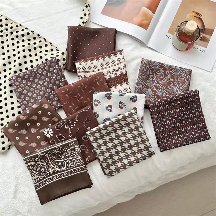 Foulard carré 55*55 cm en soie imprimée rétro pour femme