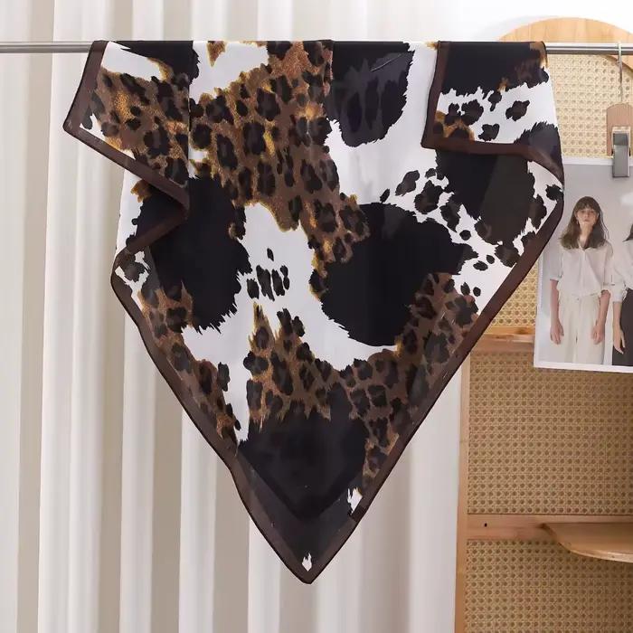 Écharpe imprimée léopard polyester multifonction pour femmes tendance et polyvalente pour toutes les saisons