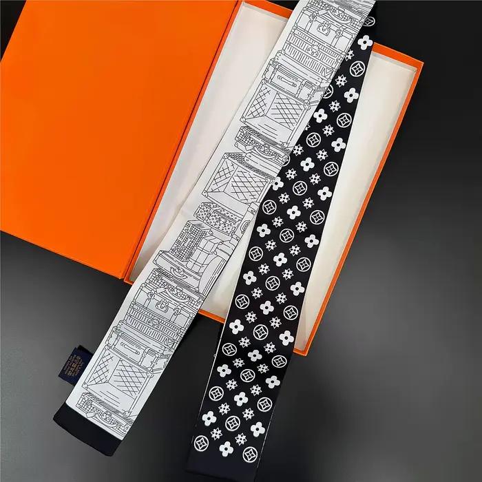 Foulard en soie polyvalent et élégant