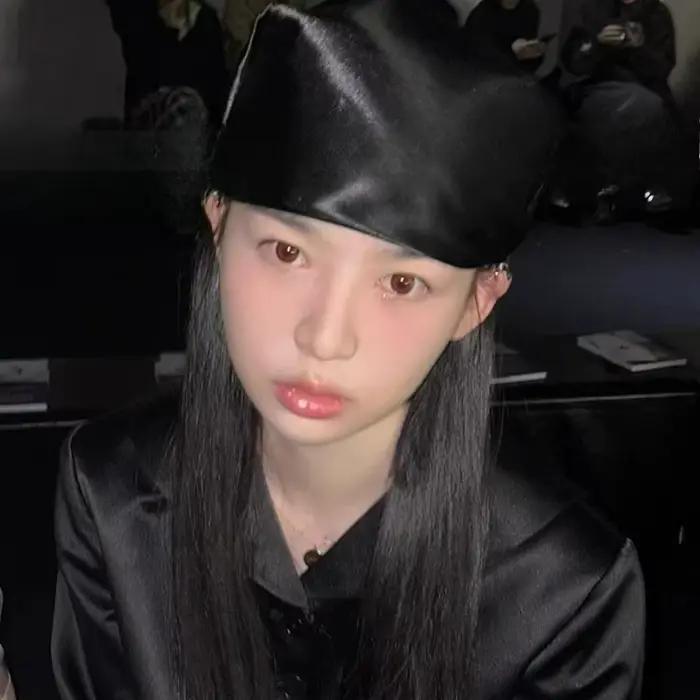 Nouveau Y2K liquide argent cheveux écharpe enveloppement doux polyvalent bandeau Bandanas femmes été Hip Hop Punk carré écharpe cheveux accessoires