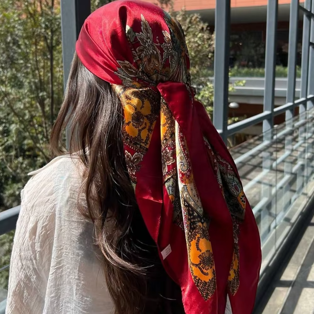 Lot de 4 foulards carrés de 90x90 cm, imitation soie, pour le cou, bandana, foulard de nuit, foulard