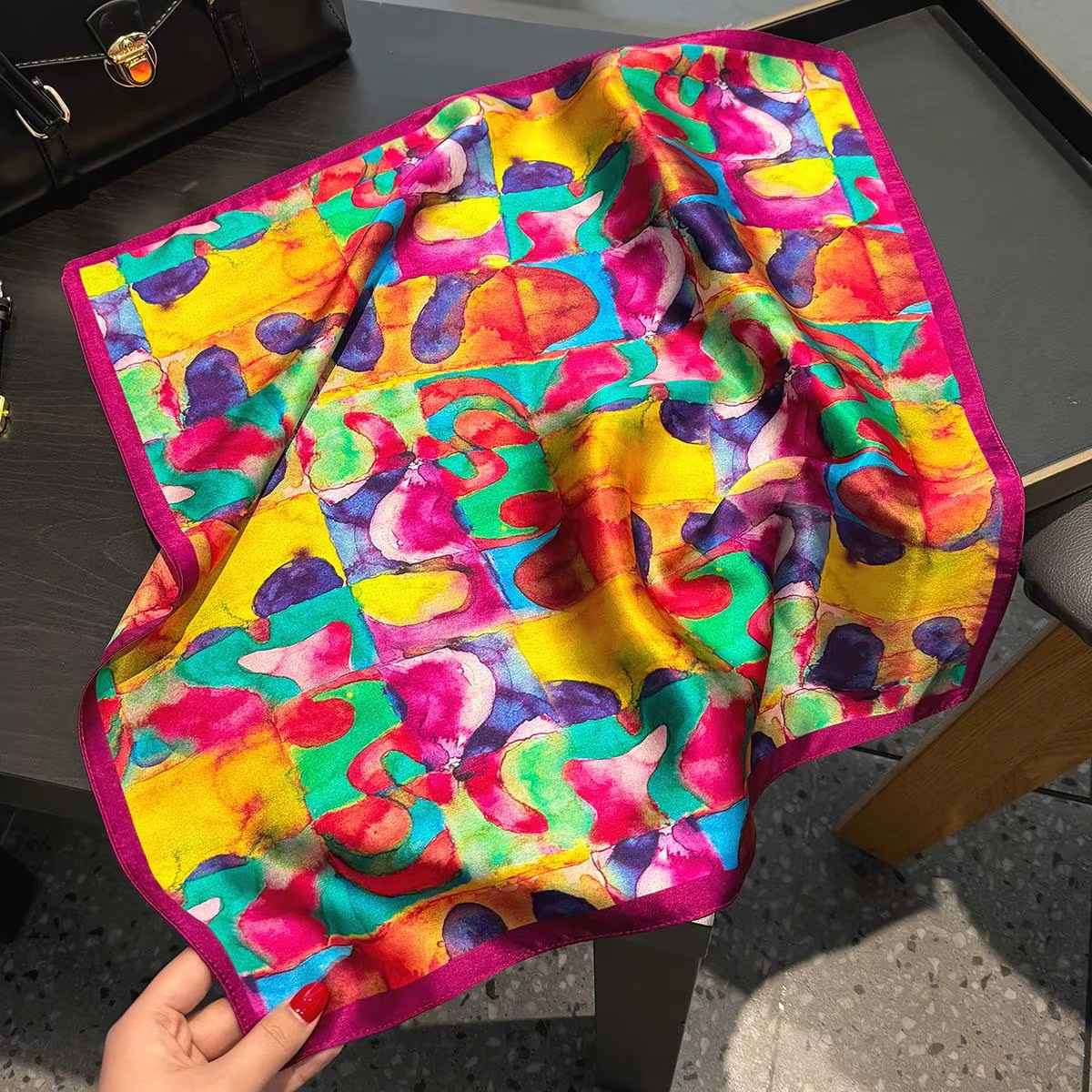 Foulard de cou en soie de mûrier 100% naturel pour femmes, petits Bandanas carrés pour foulard d'été