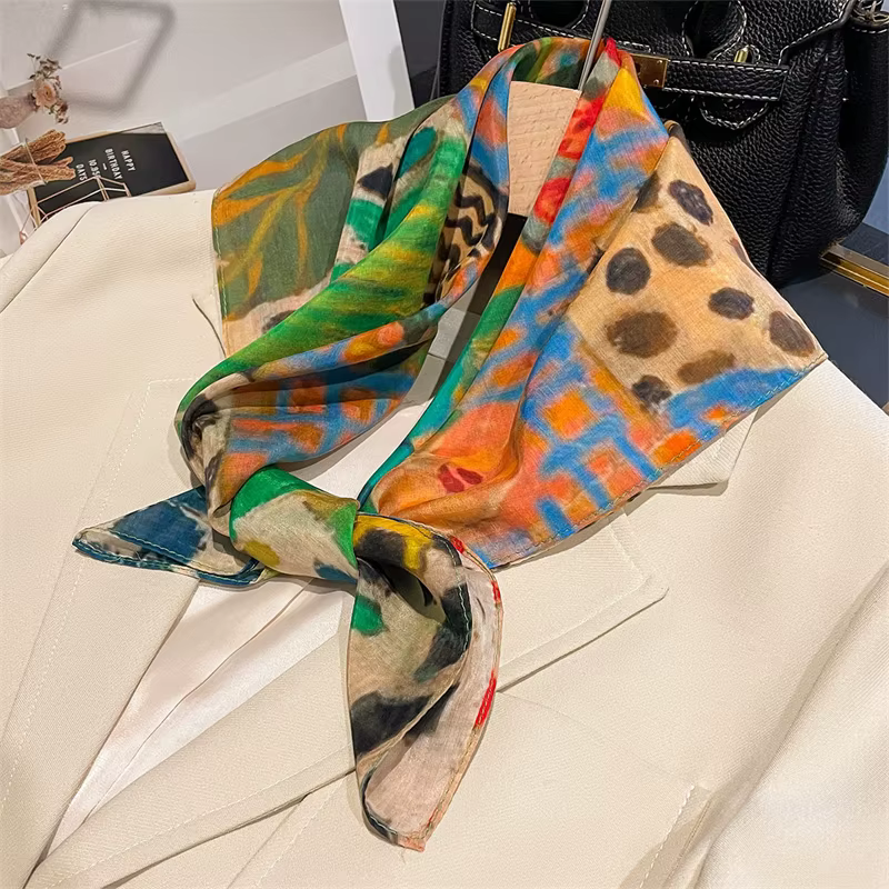 Foulard carré à fleurs de styliste pour femmes, 65cm, en soie véritable, châle de luxe en coton, imp