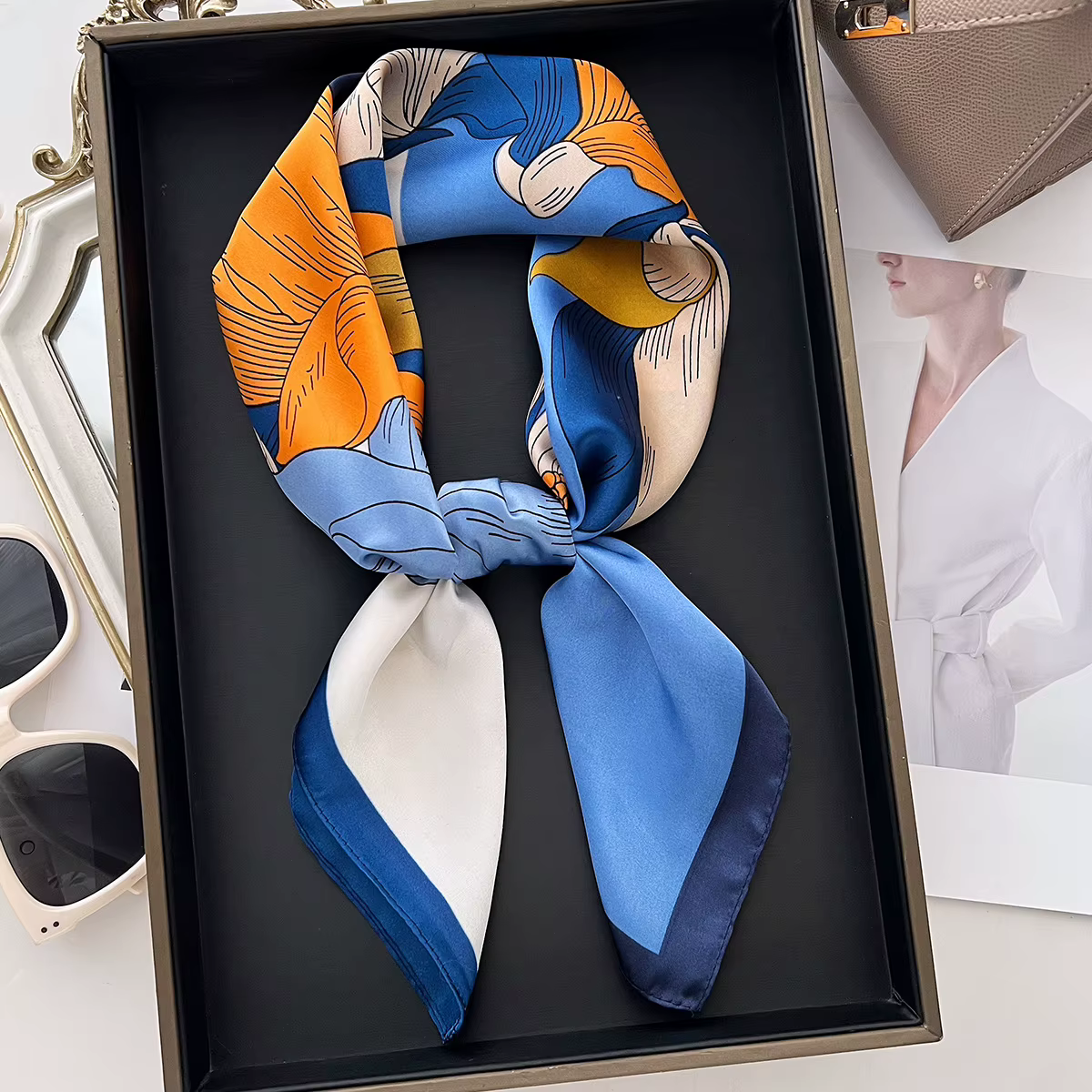 Foulard carré pour femmes, bandana printemps/été, imprimé floral bleu, bandeau, foulard en Imitation