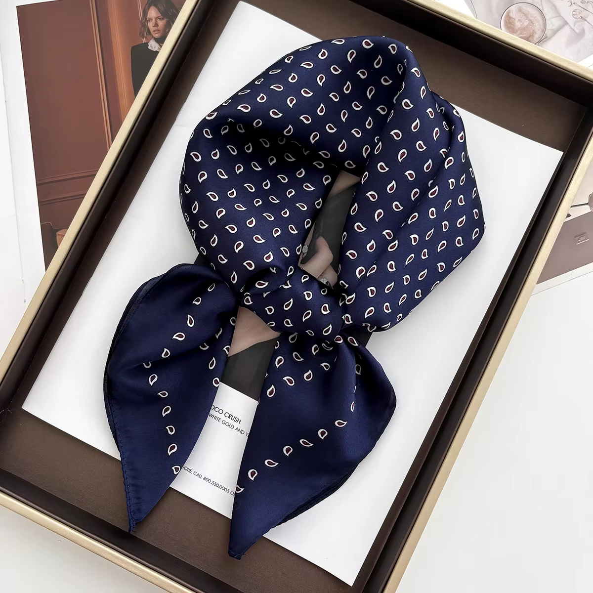 Foulard carré pour femme en satin doux à imprimé floral, écharpe, bandana, accessoire pour cheveux, 
