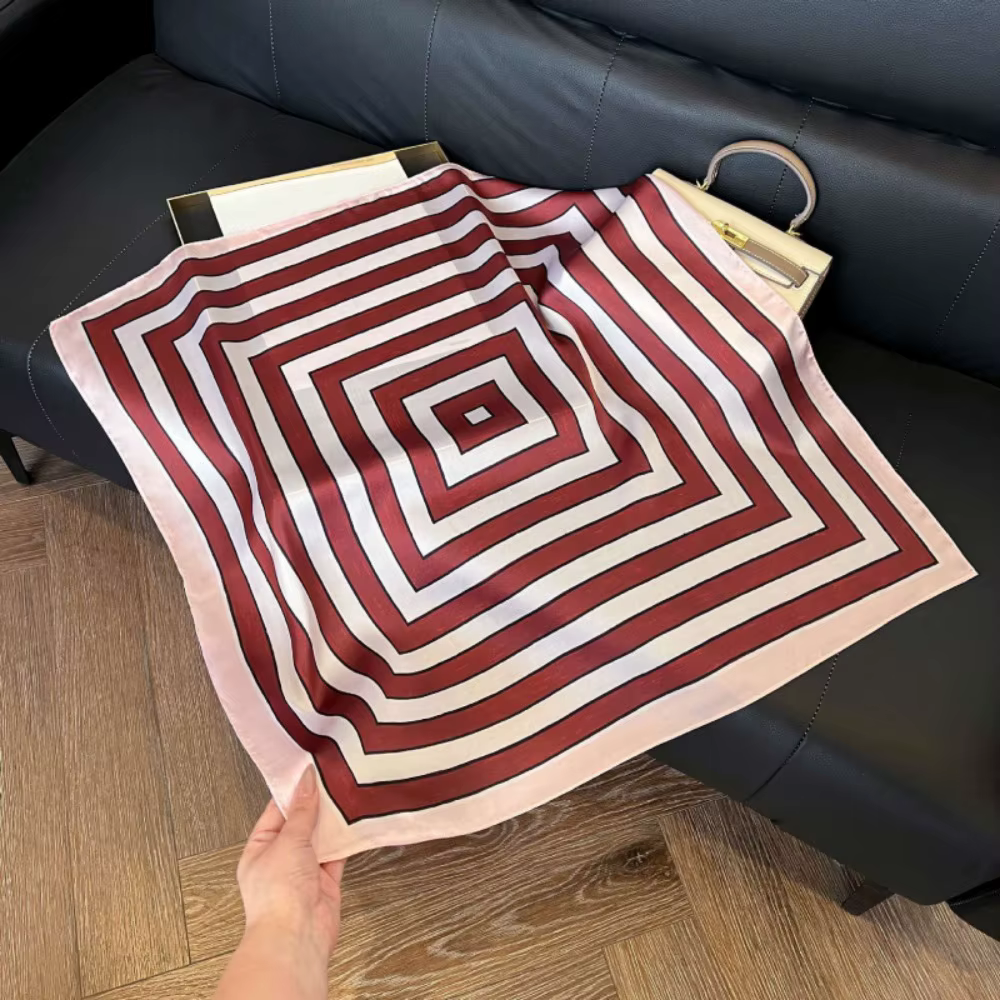 Foulards carrés en soie à rayures géométriques, doux, de forme carrée, bandana imprimé, en tissu de