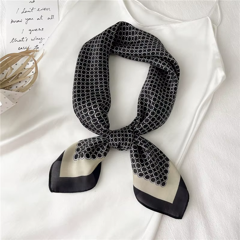 68cm Simple à pois imprimé écharpe femmes quatre saisons simulé foulards en soie mode polyvalent éch