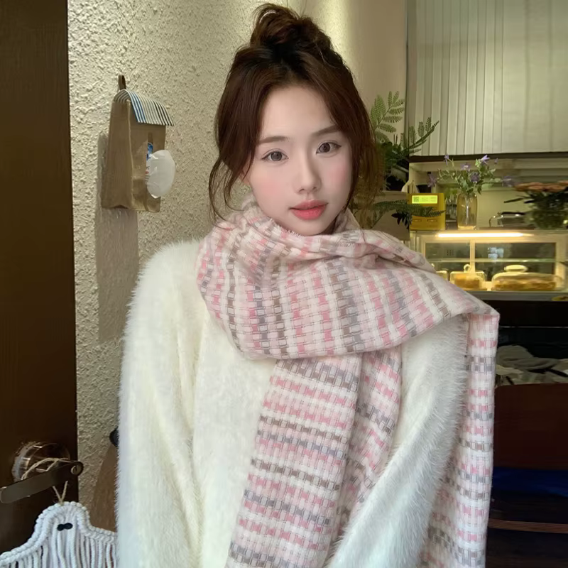 Écharpe de cou chaude pour femmes, écharpe de Style coréen assortie avec tout, pompon à carreaux, po