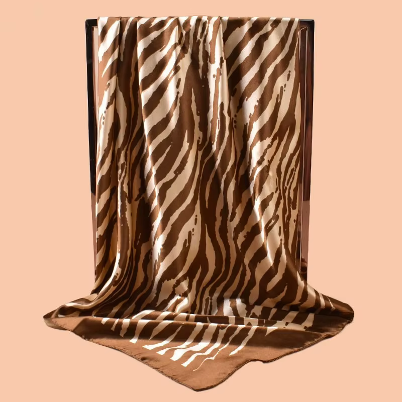 Foulard carré en soie 90x90cm pour femme, imprimé zèbre, en satin, pour le cou, les cheveux, bandana