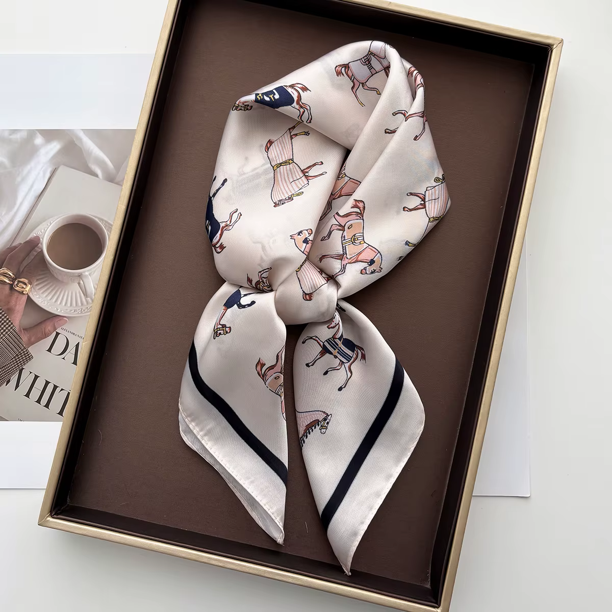 Foulard carré d'été pour femme en satin imitation soie, imprimé de luxe, bandana, décoration, bandea