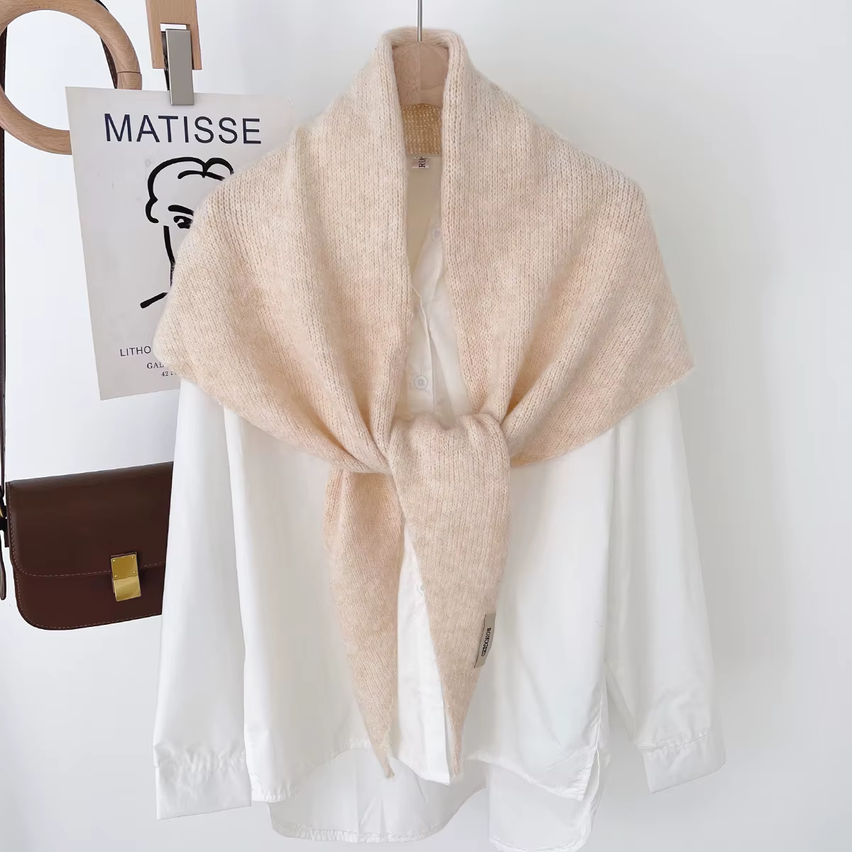 Grande taille laine Style coréen tricoté écharpe triangulaire femmes hiver chaud foulard châle vendu