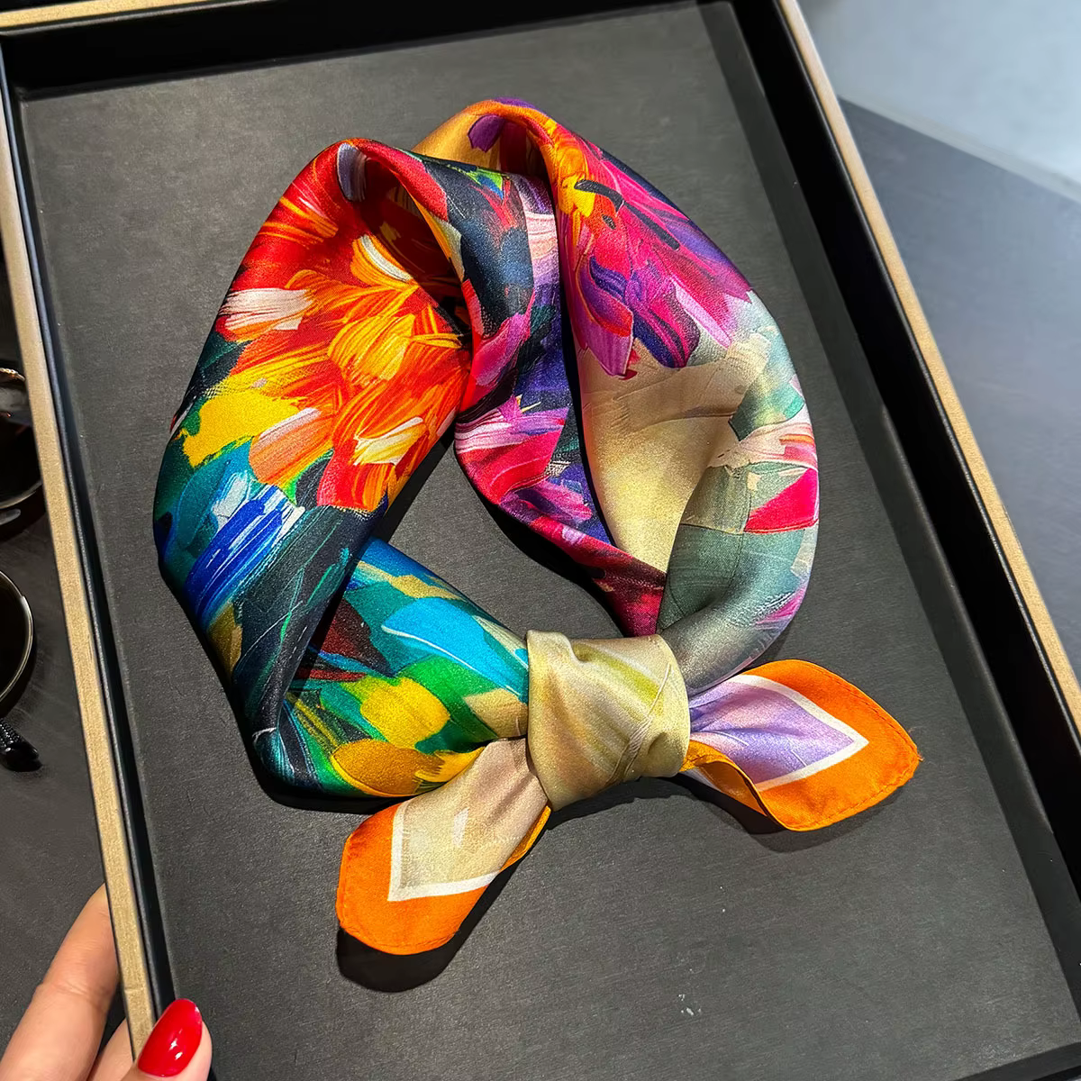 100% foulard en soie femmes petit 53cm carré Vase imprimé foulards cou cheveux main poignet Bandana 