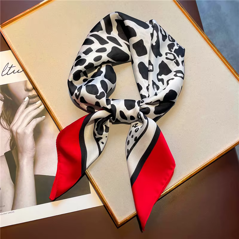 Écharpe imprimée léopard pour femmes, 70x70cm, à la mode, bordures en Satin doux, Bandana carré, châ