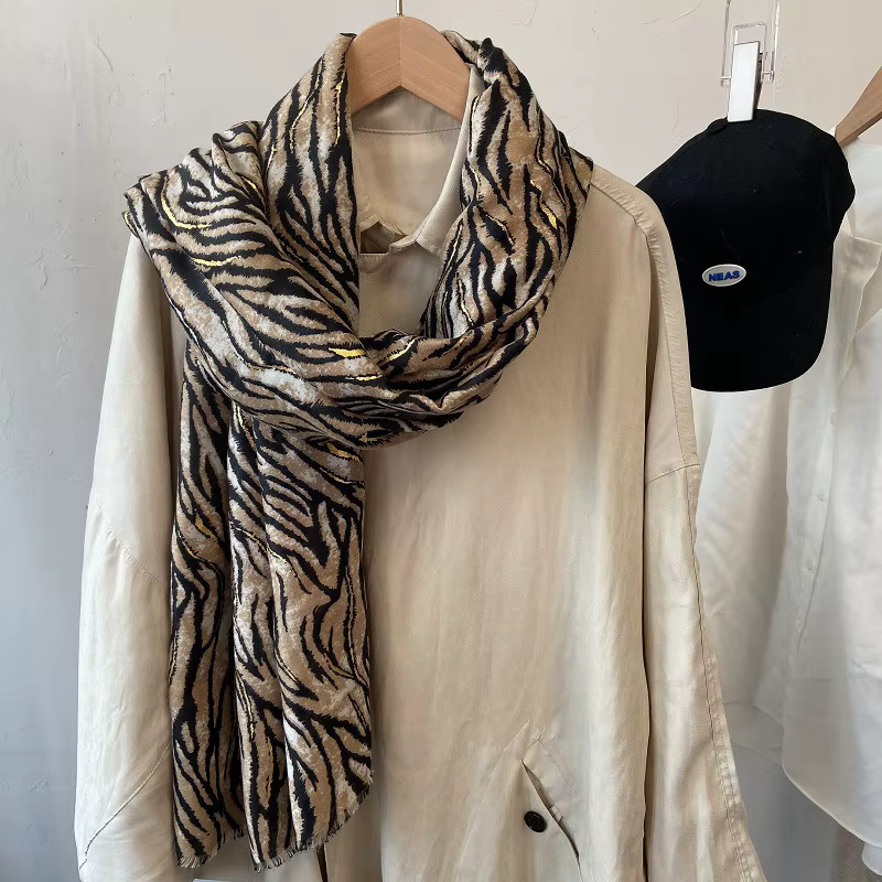 Mode femmes zèbre-rayure florale Viscose châle écharpe imprimé doux dame haute qualité Pashmina étol
