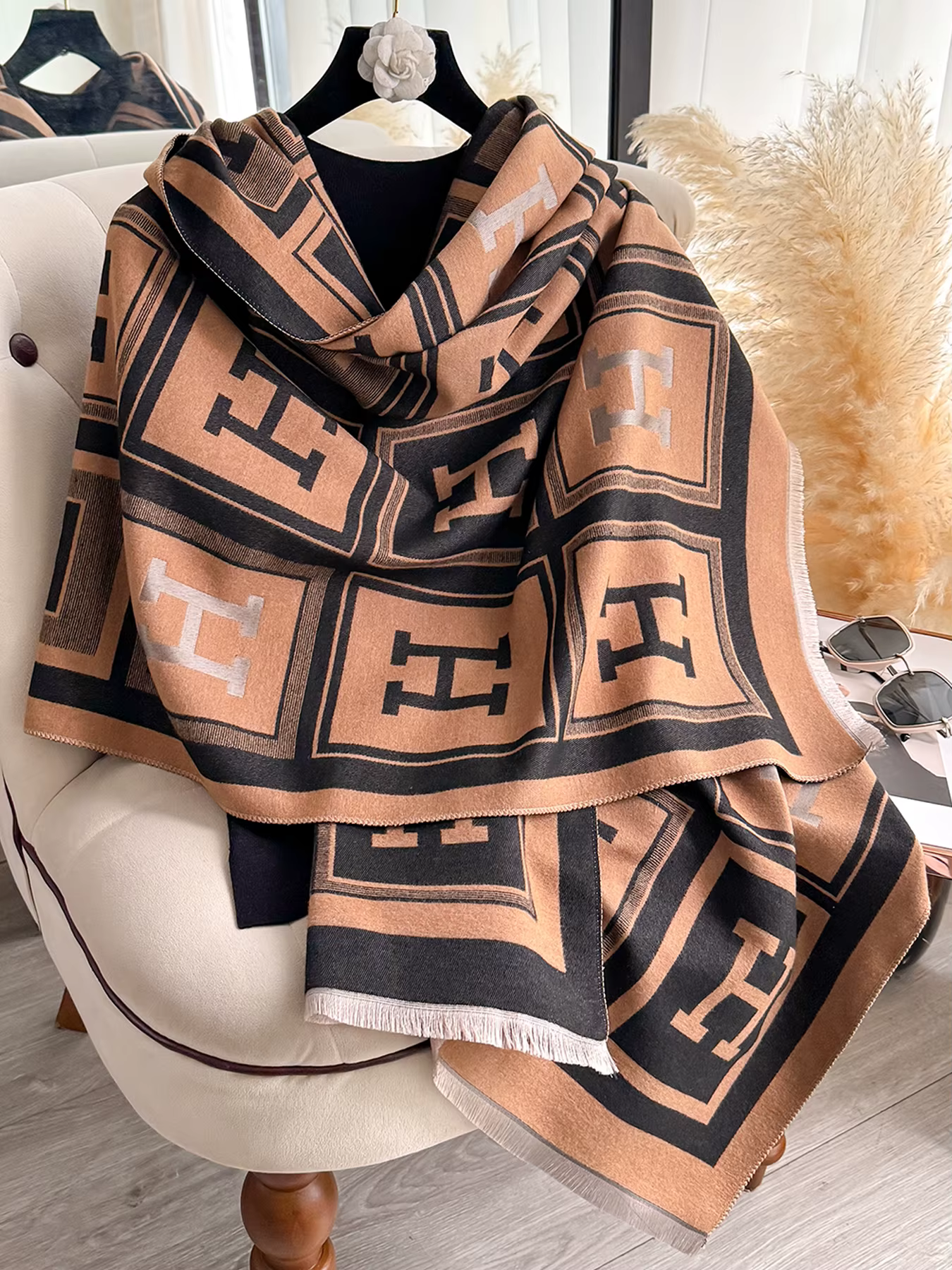 2025 écharpe en cachemire pour femmes hiver chaud châle couverture grand gland femme Poncho élégant 