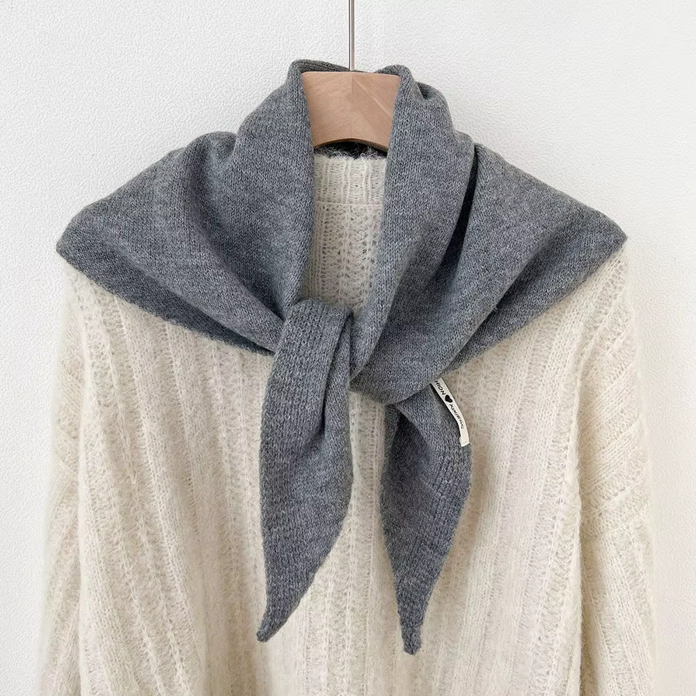 Nouvelle laine tricoté écharpe multi-fonctionnelle chaude triangulaire écharpe femmes foulard hiver 