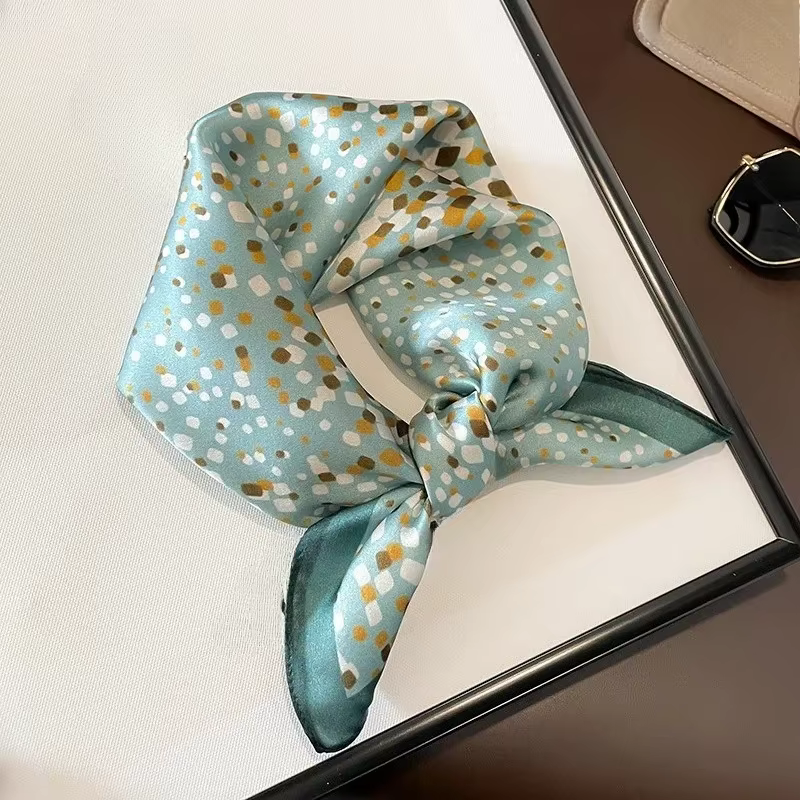 Foulard de mode pour femme en soie naturelle 100% véritable, carré de 21 pouces, utilisable comme ba