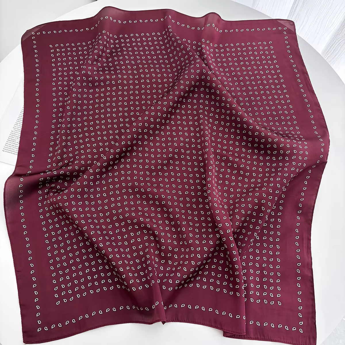 Foulard carré pour femme en satin doux à imprimé floral, écharpe, bandana, accessoire pour cheveux, 
