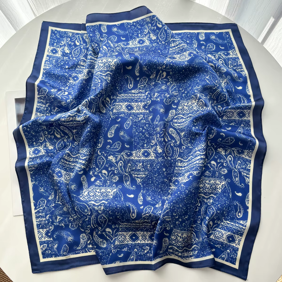 Foulard carré en soie imprimé Imitation pour femmes, Bandana, châle pour dames, couvre-chef, attache