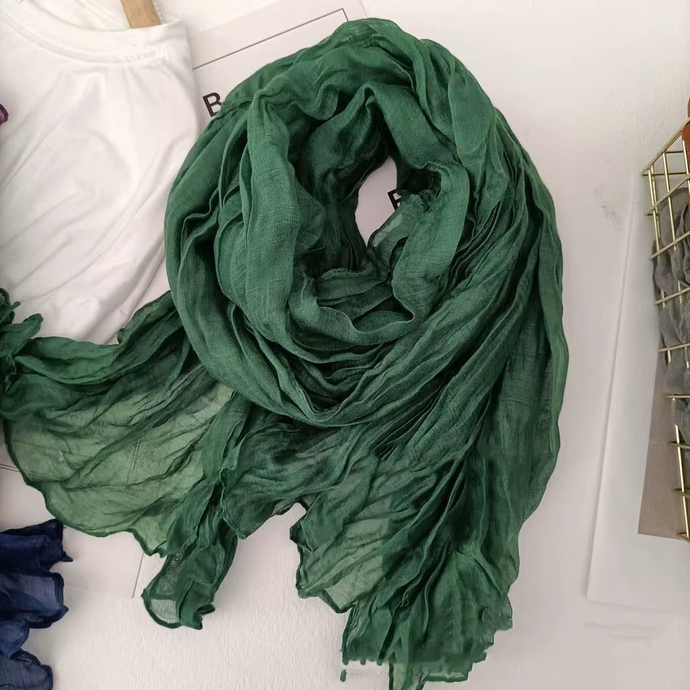 Écharpe de couleur unie rétro automne hiver nouveau plissé rétro mince Long cou plus chaud hommes et