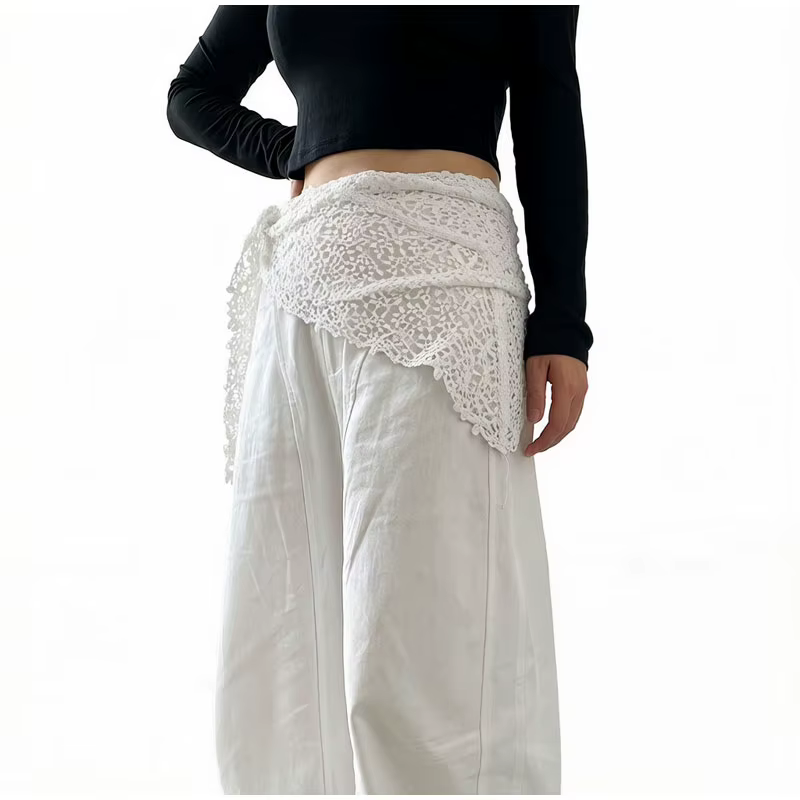 Écharpe triangulaire vintage en dentelle crochetée, motif ajouré artistique, asymétrique, tricotée,