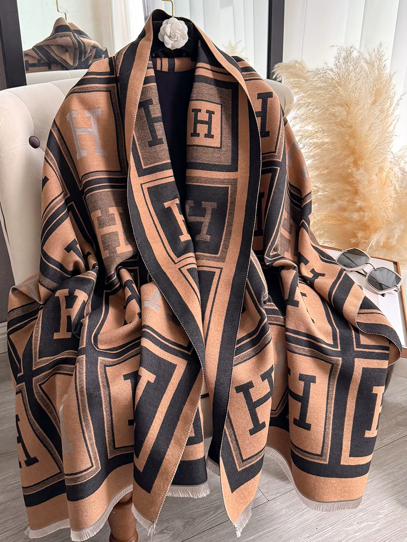 2025 écharpe en cachemire pour femmes hiver chaud châle couverture grand gland femme Poncho élégant 