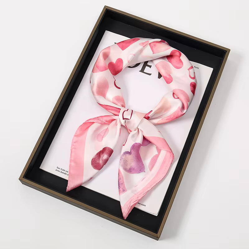 Foulard en soie pour filles, Styles mignons, foulards de luxe pour femmes, Design carré, foulard en 