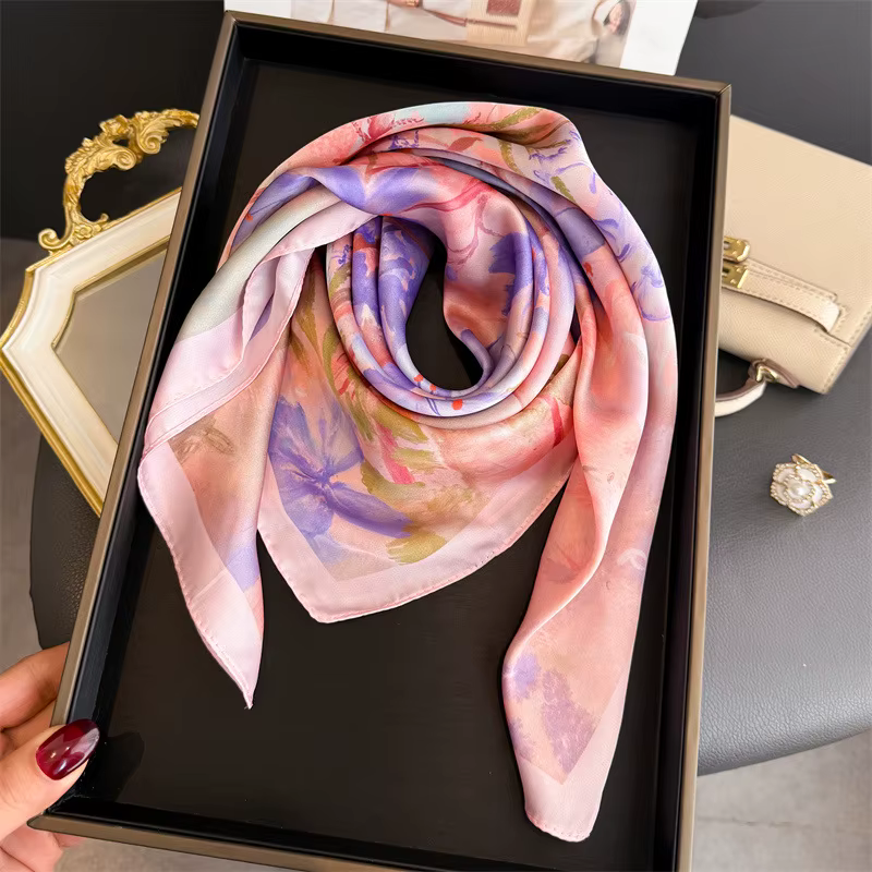 Nouveau Foulard Carré en Soie pour Femme, Imprimé Floral de Luxe, Doux, Bandeau, Ruban pour Sac à Ma