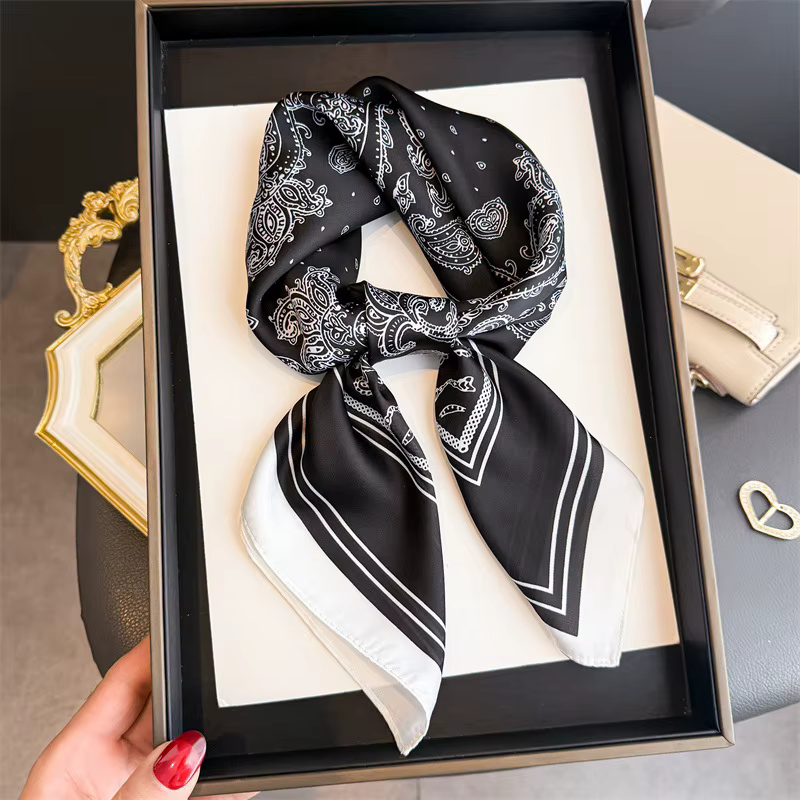 Foulard en soie noir imprimé de luxe pour femme, doux, en satin, carré, foulard de sac à main, foula