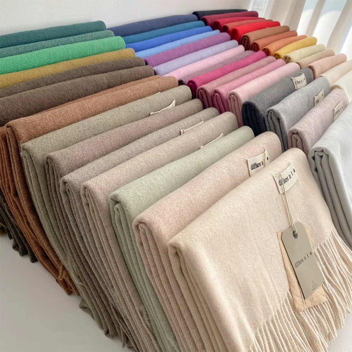 45 couleurs solide hiver écharpe pour femmes épais chaud cachemire châle en plein air luxe Pashmina