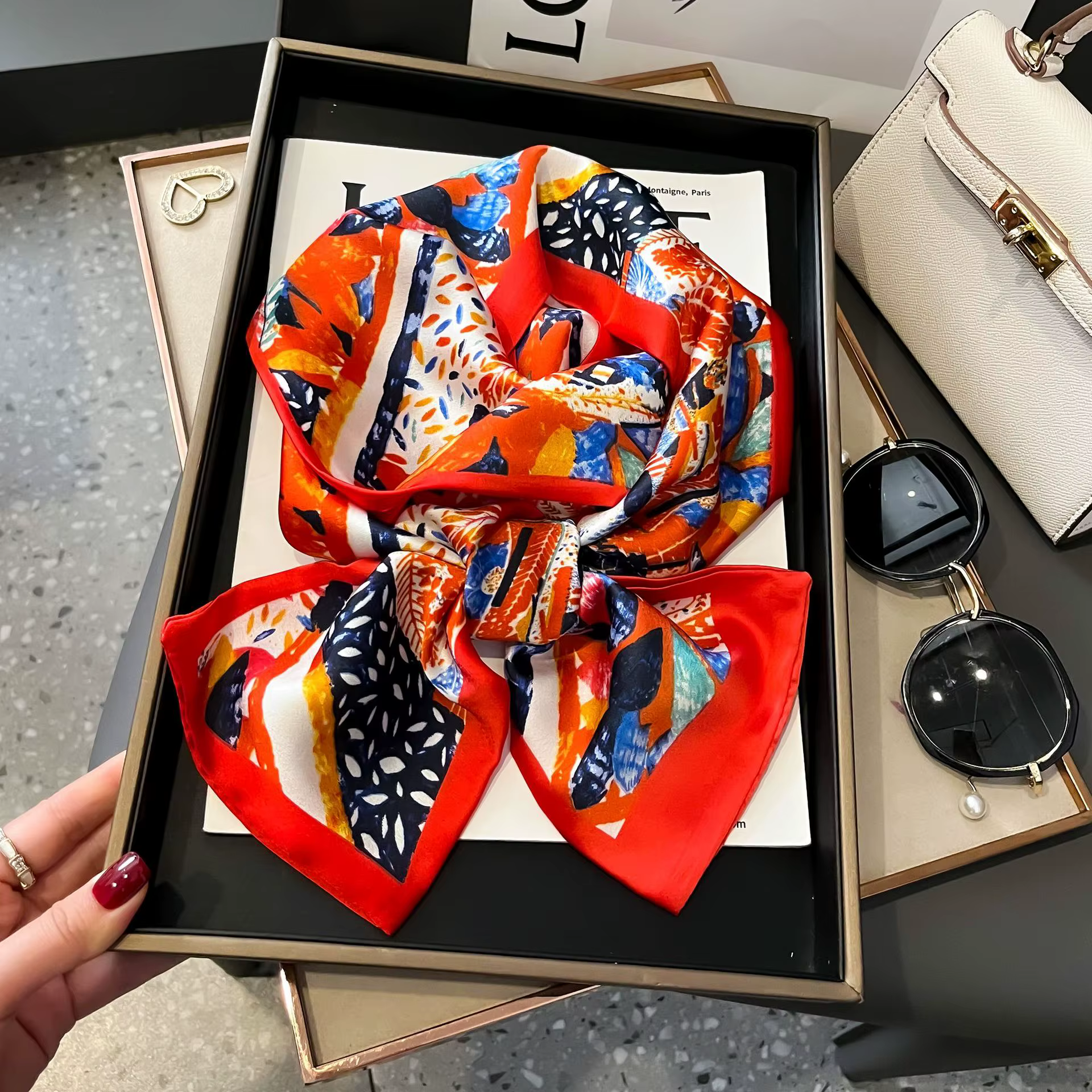 Écharpe longue en soie simulée, nouvelle écharpe tendance pour l'été, foulard léger et luxueux, écha