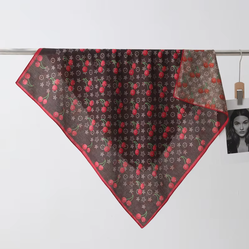 Nouvelle Écharpe Carrée Imprimée Double Face 90cm en Soie pour Femme, Motif Cerise Rétro, Tendance 2