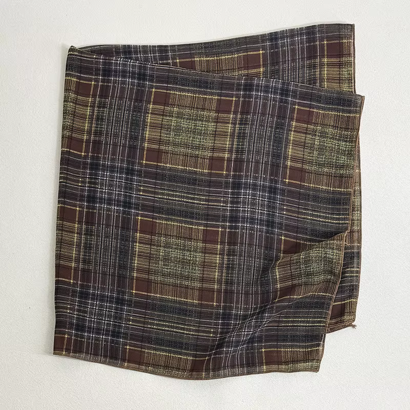 Écharpe carrée rayée d'inspiration rétro pour femme, style bandana léger et polyvalent, pour le quot