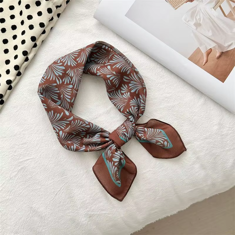 Foulard carré 55*55 cm en soie imprimée rétro pour femme, écharpe de cou polyvalente, châle tendance
