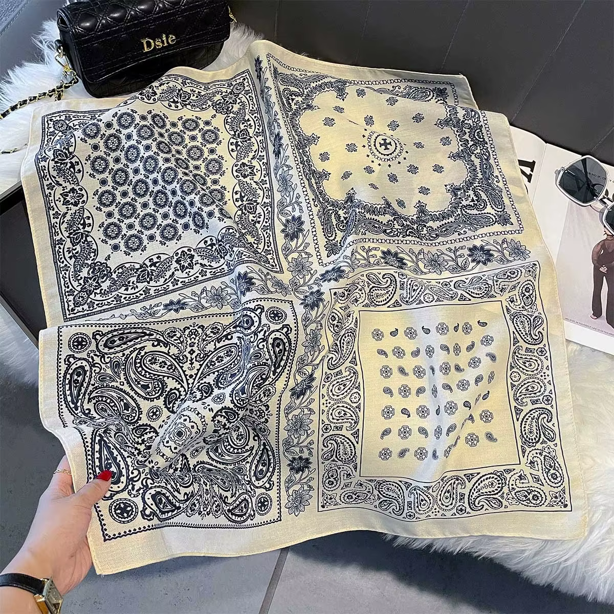 Nouveau Foulard Carré 2026 pour Femme – Élégant Hijab Rétro Paisley, Écharpe de Cou Tendance, Châle 